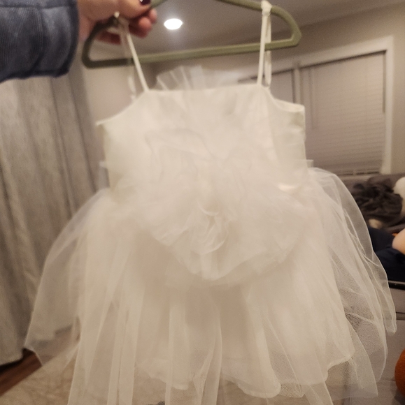 Bardot little girls white dress NWT size 4 - Picture 2 of 4